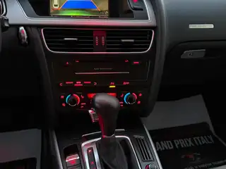 Audi A5 2010 г., сив – снимка 16