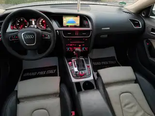 Audi A5 2010 г., сив – снимка 10