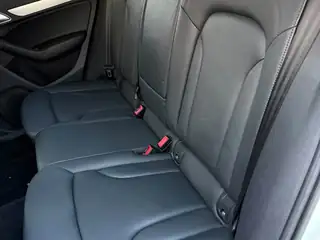 Audi Q3 2013 г., бял – снимка 17