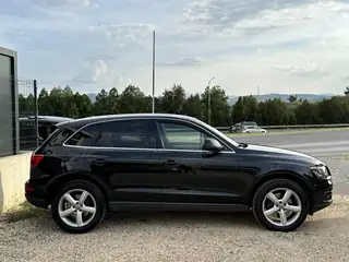 Audi Q5 2009 г., черен – снимка 4