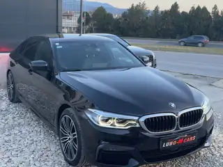 BMW 530 2019 г., черен – снимка 3