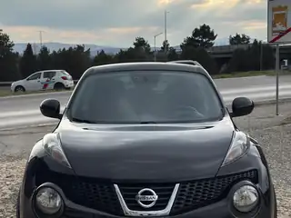 Nissan Juke 2014 г., черен – снимка 2