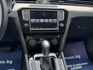 VW Passat 2016 г., бял – снимка 12